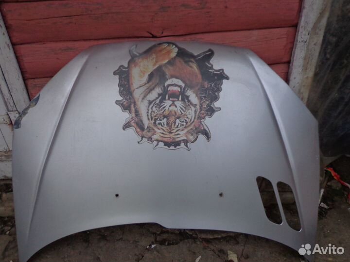 Капот на peugeot 206