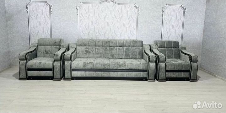 Диван мягкий