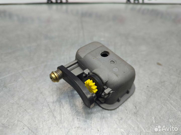 Крючок для одежды Audi A6 (C5) TDI 2001 г.в