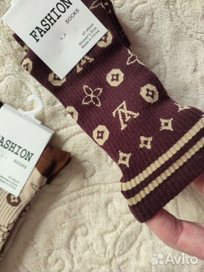 Носки женские высокие Луи новые, 36-41