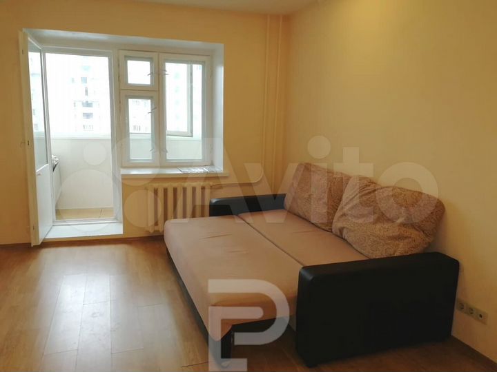 2-к. квартира, 54 м², 10/12 эт.