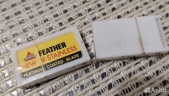 Лезвия для бритв Feather Platinum Coated. Япония