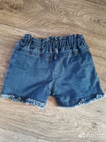 Джинсовые шорты для девочки
