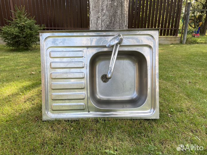 Мойка из нержавейки 80х60 см