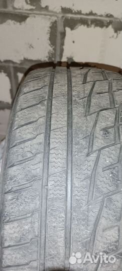 Matador MPS 530 Sibir Snow Van 215/45 R16