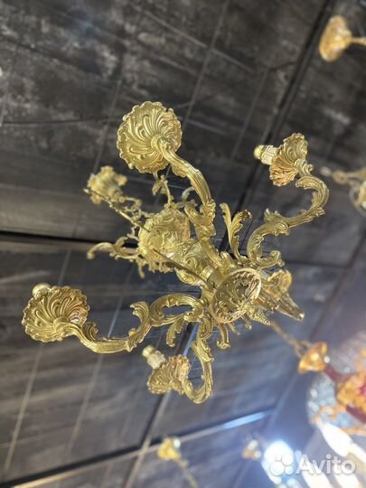Люстра бронзовая Италия