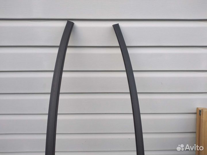 Молдинги мест крепления рейлингов Мазда Сх5 2017+