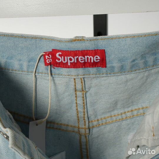 Джинсовые шорты Supreme