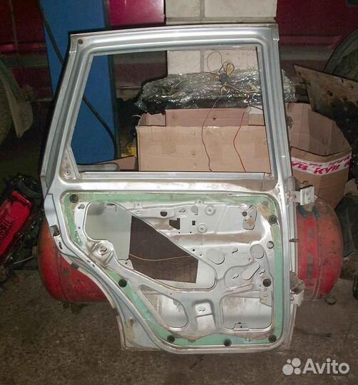 Дверь задняя левая Seat Cordoba 96-99