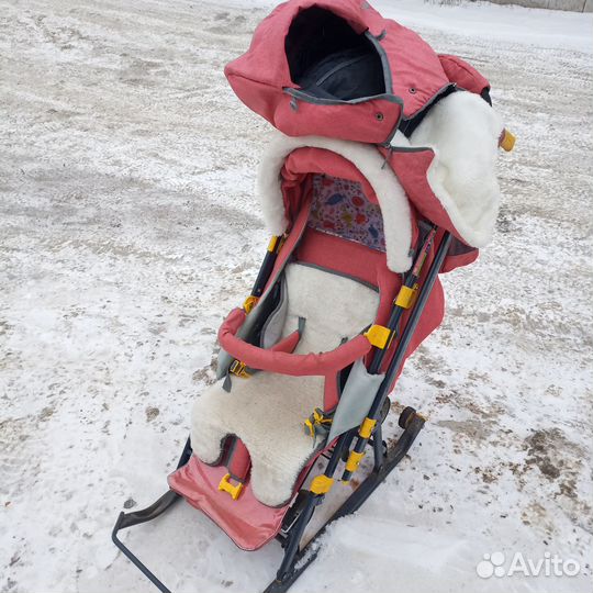 Продаю санки коляску