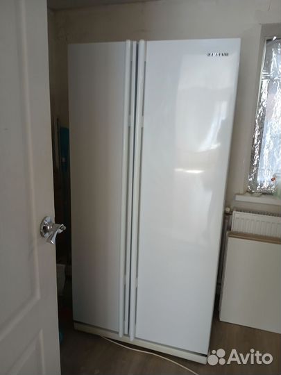 Холодильник samsung двухдверный