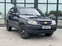 Chevrolet Niva 1.7 MT, 2012, 169 422 км, с пробегом, цена 639 000 руб.