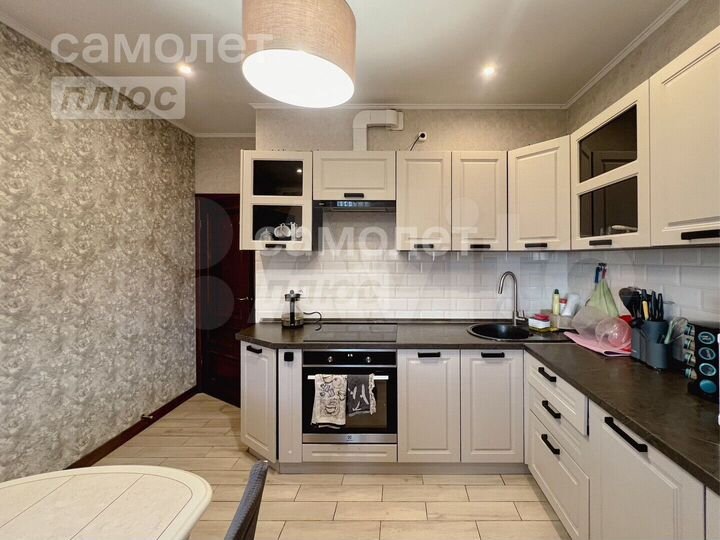 2-к. квартира, 59 м², 21/25 эт.