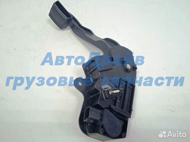 Педаль газа Рено Премиум мотор DXI 7423328371