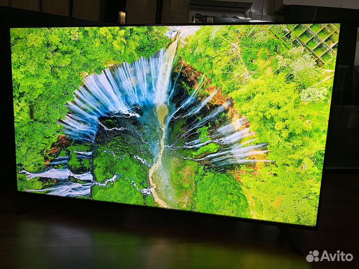 Сверх тонкий 55 с LG SMART TV и пультом Magic