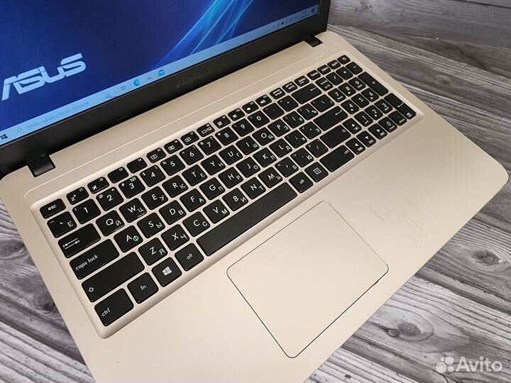 Asus R540YA-XO808T