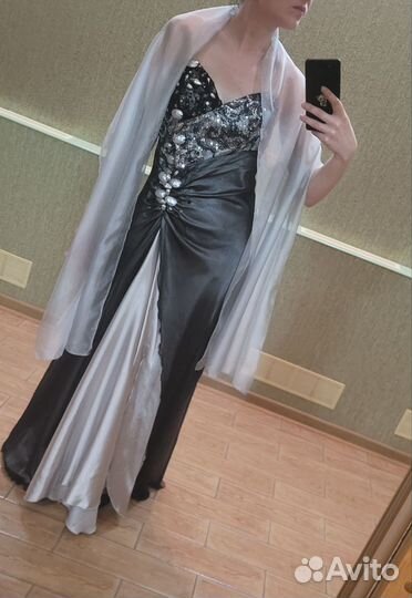 Вечернее платье