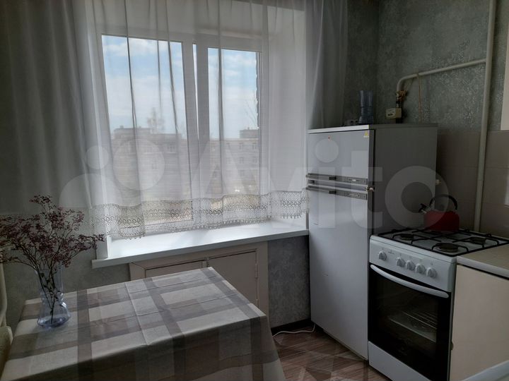 2-к. квартира, 43 м², 3/5 эт.