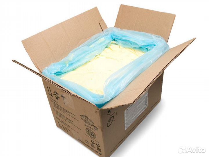 Маргарин столовый Экоуниверсал 82