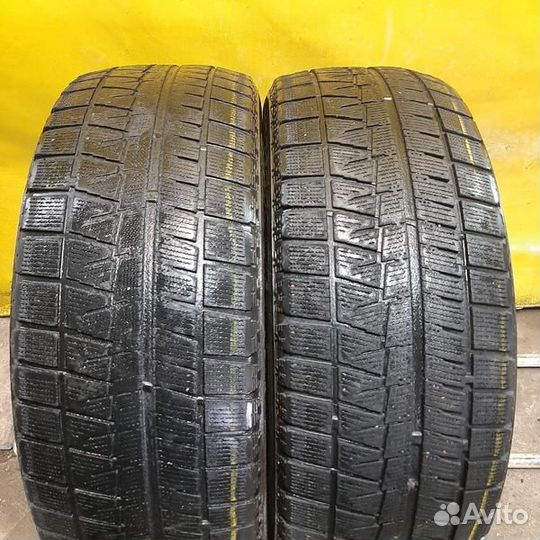 Bridgestone Blizzak Revo GZ 215/55 R17