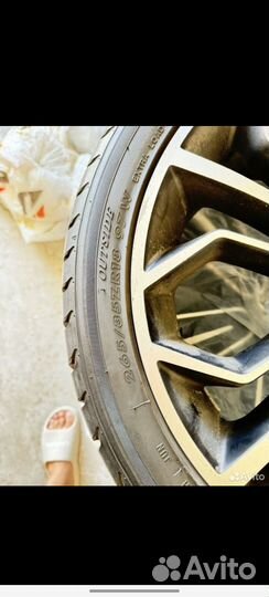 Maxtrek Maximus M1 245/40 R18 и 265/35 R18