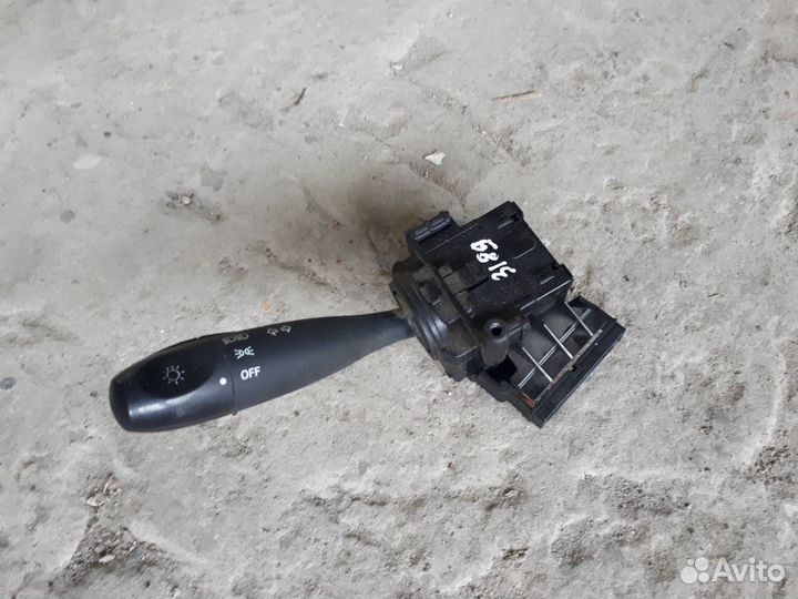 Переключатель поворотов Hyundai Getz 2005 32932A