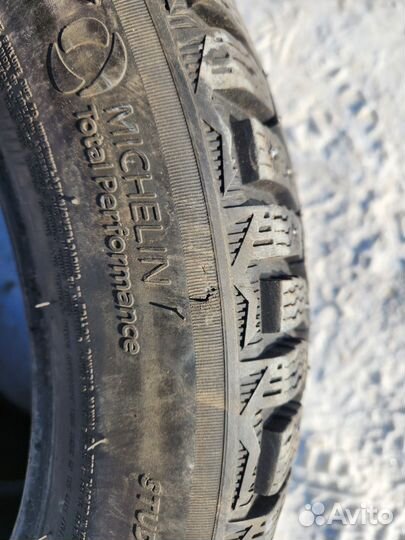 Michelin X-Ice North 4 215/55 R17