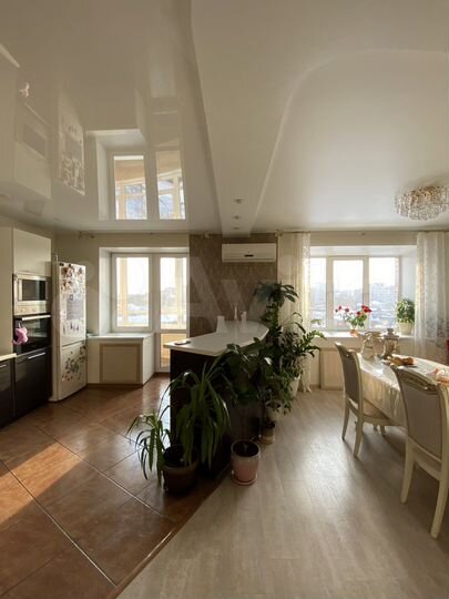 3-к. квартира, 100 м², 6/6 эт.