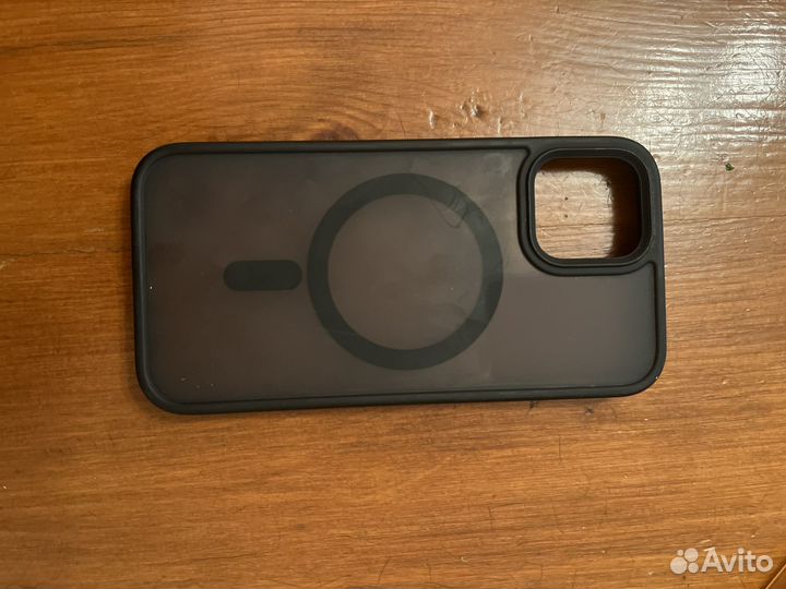 Чехлы на iPhone 12 pro