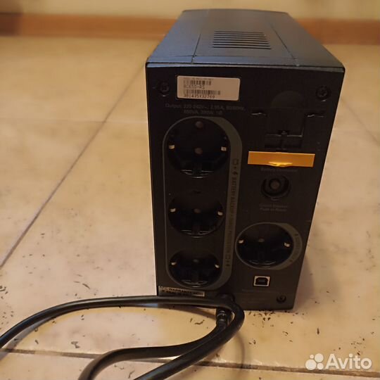 Источник бесперебойного питания APC Back-UPS ES 70