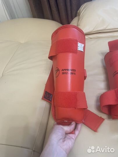 Рукопашный бой шлем, защита ног