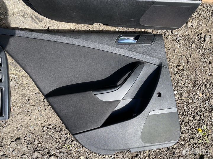 Обшивка двери passat b6 седан