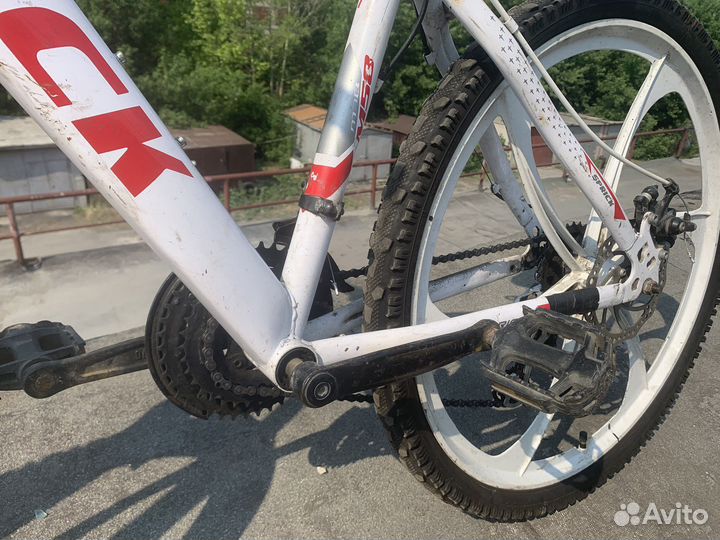 Горный велосипед на литых дисках