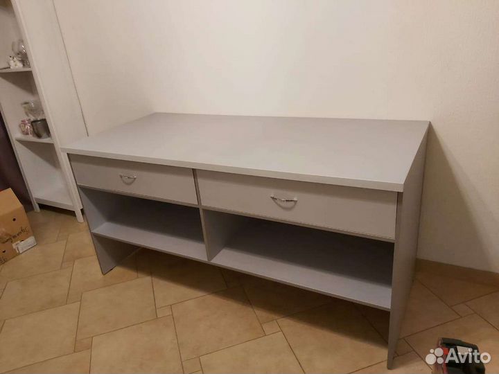 Стол флориста с выдвижными ящиками,новый