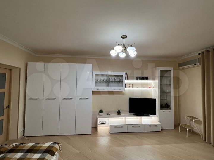 2-к. квартира, 50 м², 1/4 эт.