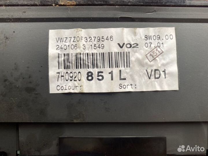 Панель приборов Vw Transporter T5 AXD 2004