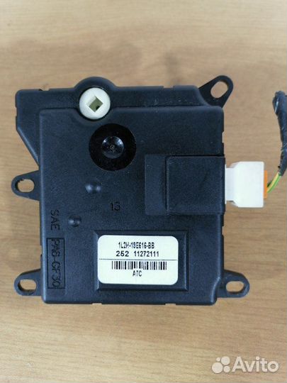 Сервопривод заслонок Lincoln Navigator U28