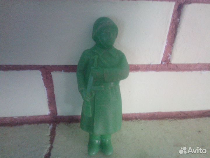 Игрушки СССР солдатики,дутыши,одним лотом