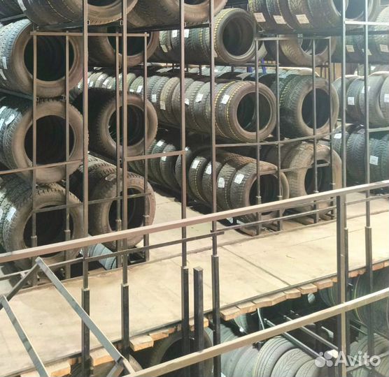 Goodyear Ice Navi Zea 215/65 R16 98T