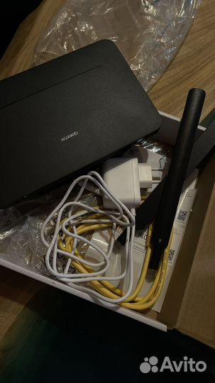 Wi-Fi роутер huawei B535-232a 51060HVA Black