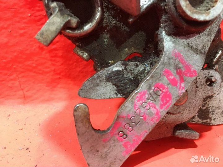 Замок капота Renault Megane 2 K4J730 2005