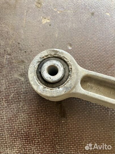 Подушка кпп нижняя фольксваген поло