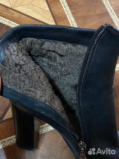 Женские теплые сапожки 39 размера