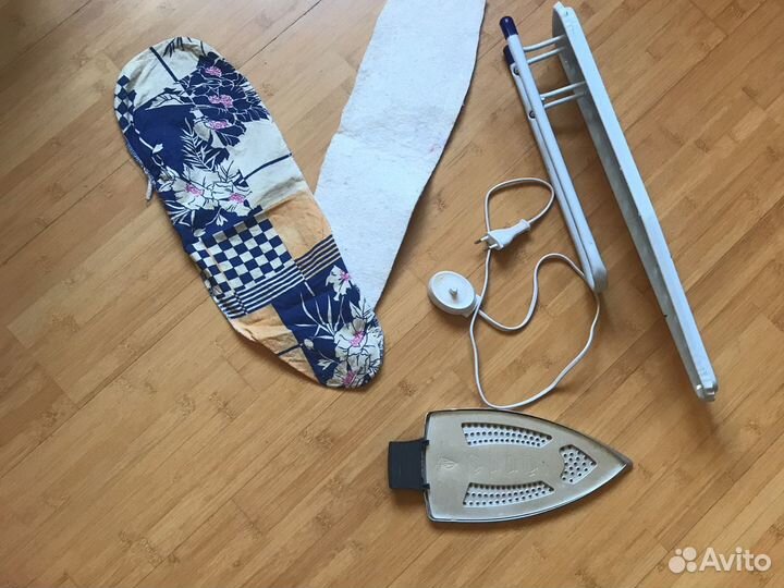 Утюг складной,доска маленькая