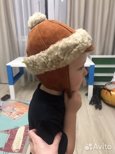 Шапка детск овчина на 1,5-3 г (на фото шапка мала)