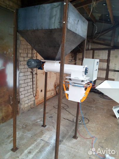 Дозатор весовой фасовщик затариватель шнековый