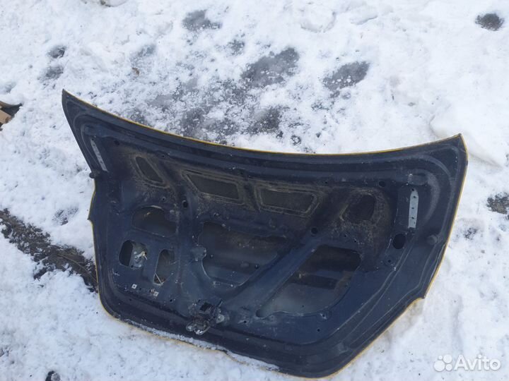 Крышка багажника на Hyundai solaris 2011-2016