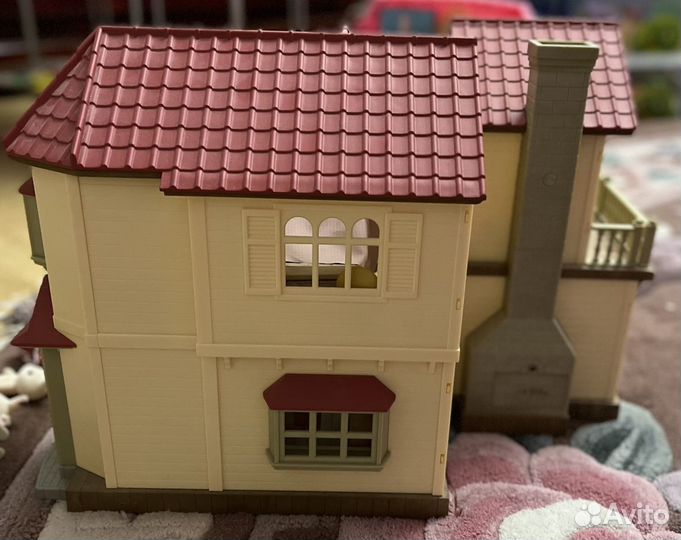 Дом для кукол Sylvanian Families