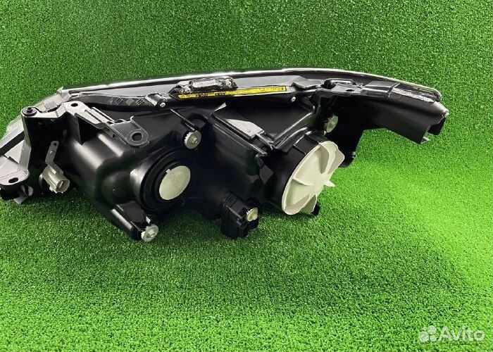 Фара правая Тойота Камри В50