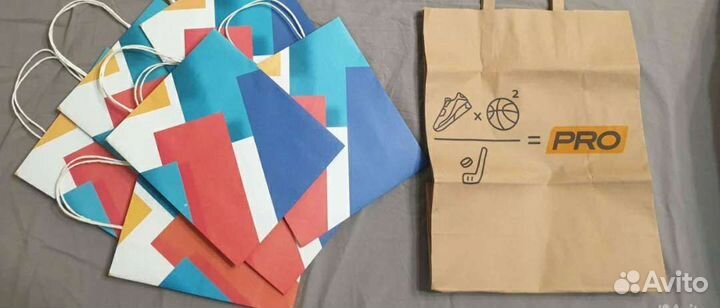 Подарочные пакеты, сумочки